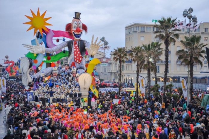 Carnevale Di Viareggio ULTIMI POSTI IN OFFERTA 3X2