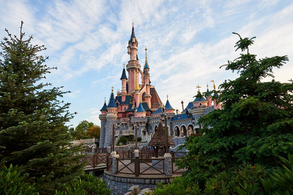 Disneyland Paris Riapre alla grande scopri i nuovi pacchetti